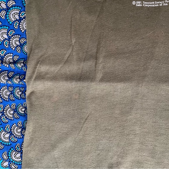 Vintage M*A*S*H 1981 Graphic Tee - Picture 4 of 4